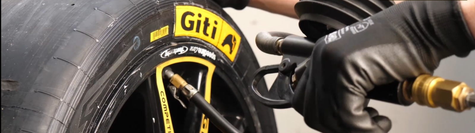 Giti Celebra 26 Años de Excelencia e Innovación en el Automovilismo