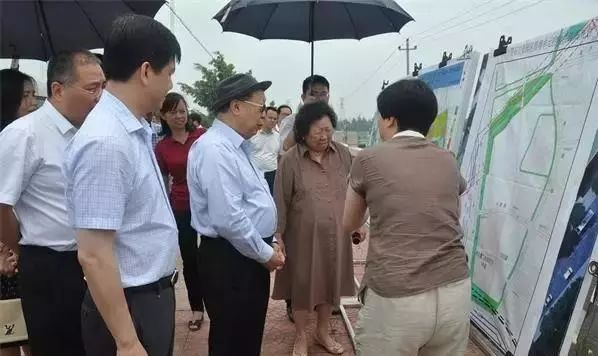 Profile of Lim Dexiang and Family - Through the Years of Giti Group and Putian City