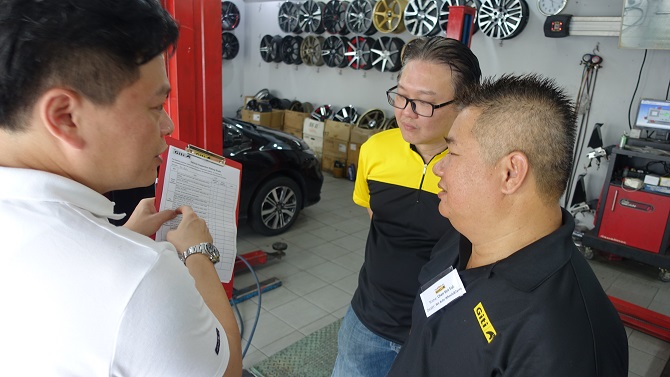 Giti Dealers Shine at First Retail Service Competition in Malaysia