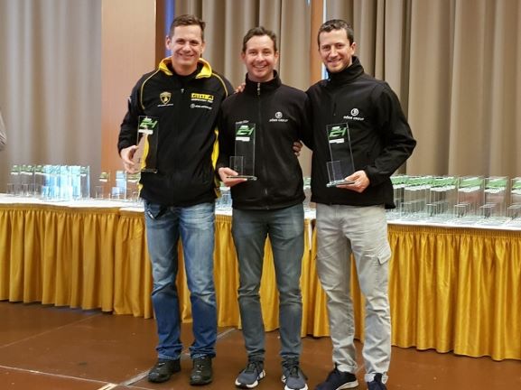 giti-team-with-awards